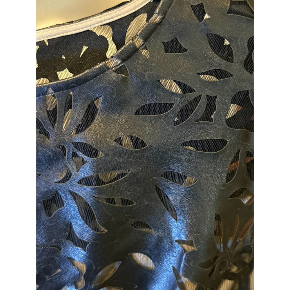NWT Julia Jordan Black Floral Laser Cut Sheath Cocktail Dress Size 14 - Picture 4 of 16